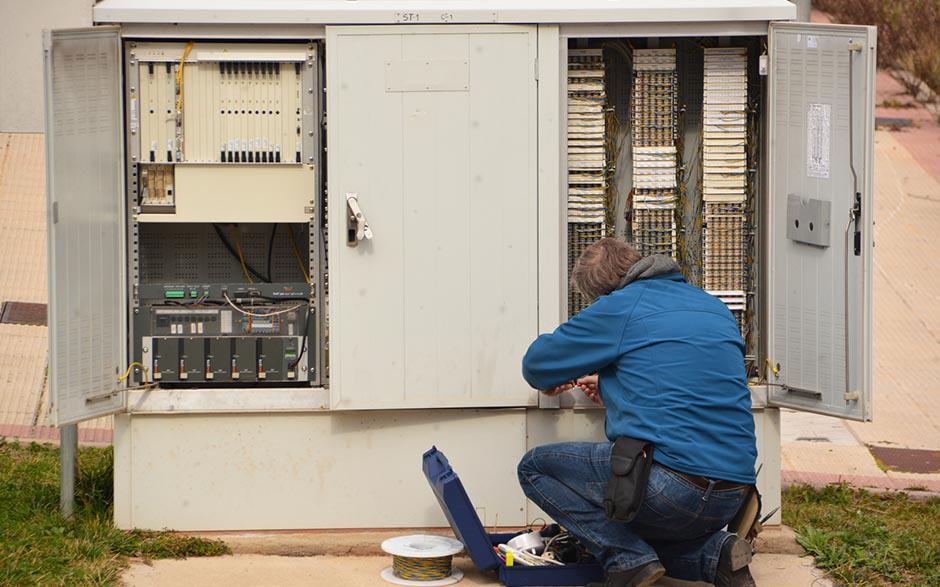 monteur électricien Bury